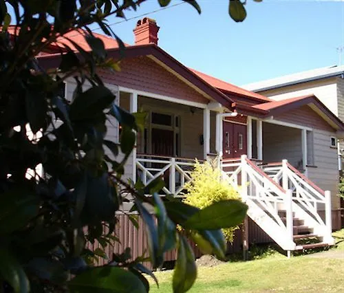 99 Kirkland Bed & Breakfast Brisbane