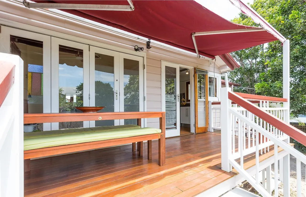 99 Kirkland Bed & Breakfast Brisbane Australia